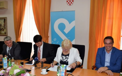 Potpisan sporazum o sufinanciranju ribarske luke Biograd na Moru